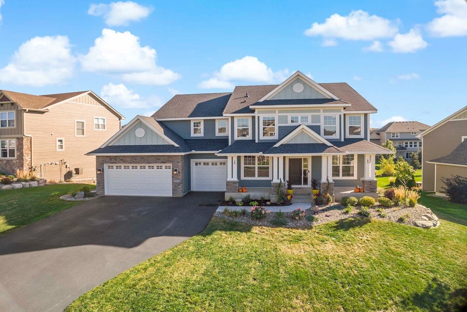 19272 Huxley Avenue, Lakeville, MN 55044, Presented by Ryan Custodio